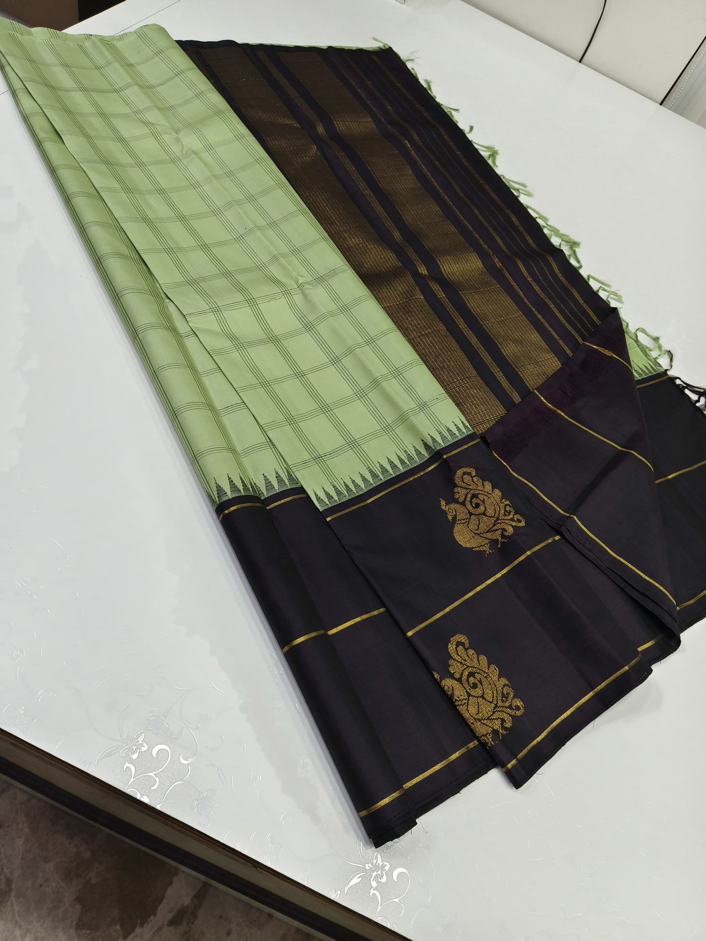 Pure kanchipuram silk sarees handwoven with 2 g pure jari korvai collection